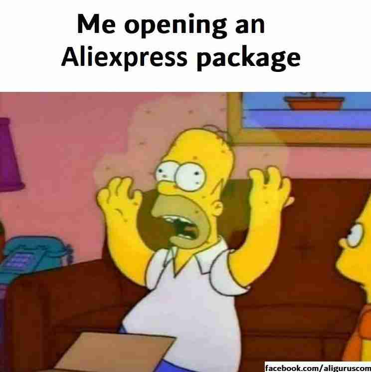 Abriendo paquete de aliexpress meme